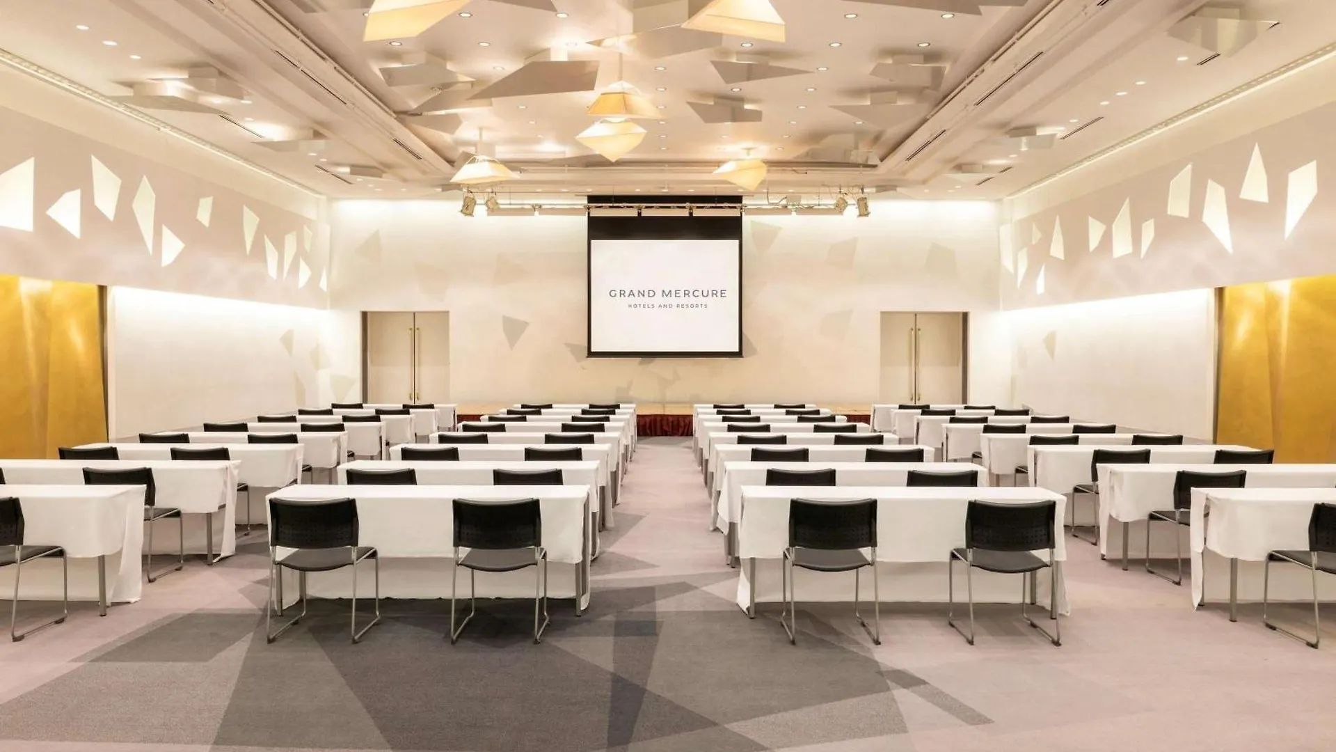 Grand Mercure Sapporo Odori Park Hotell
