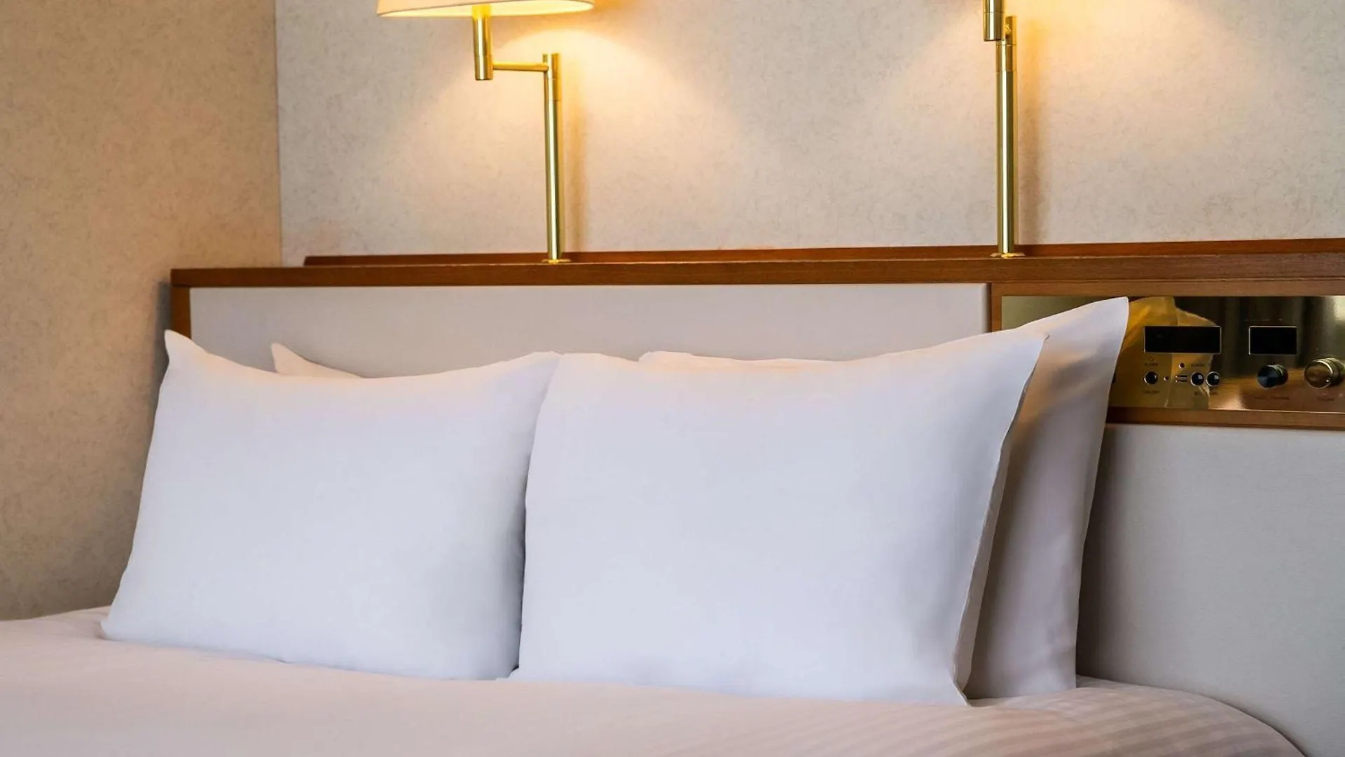 Grand Mercure Sapporo Odori Park 5*,  Japan